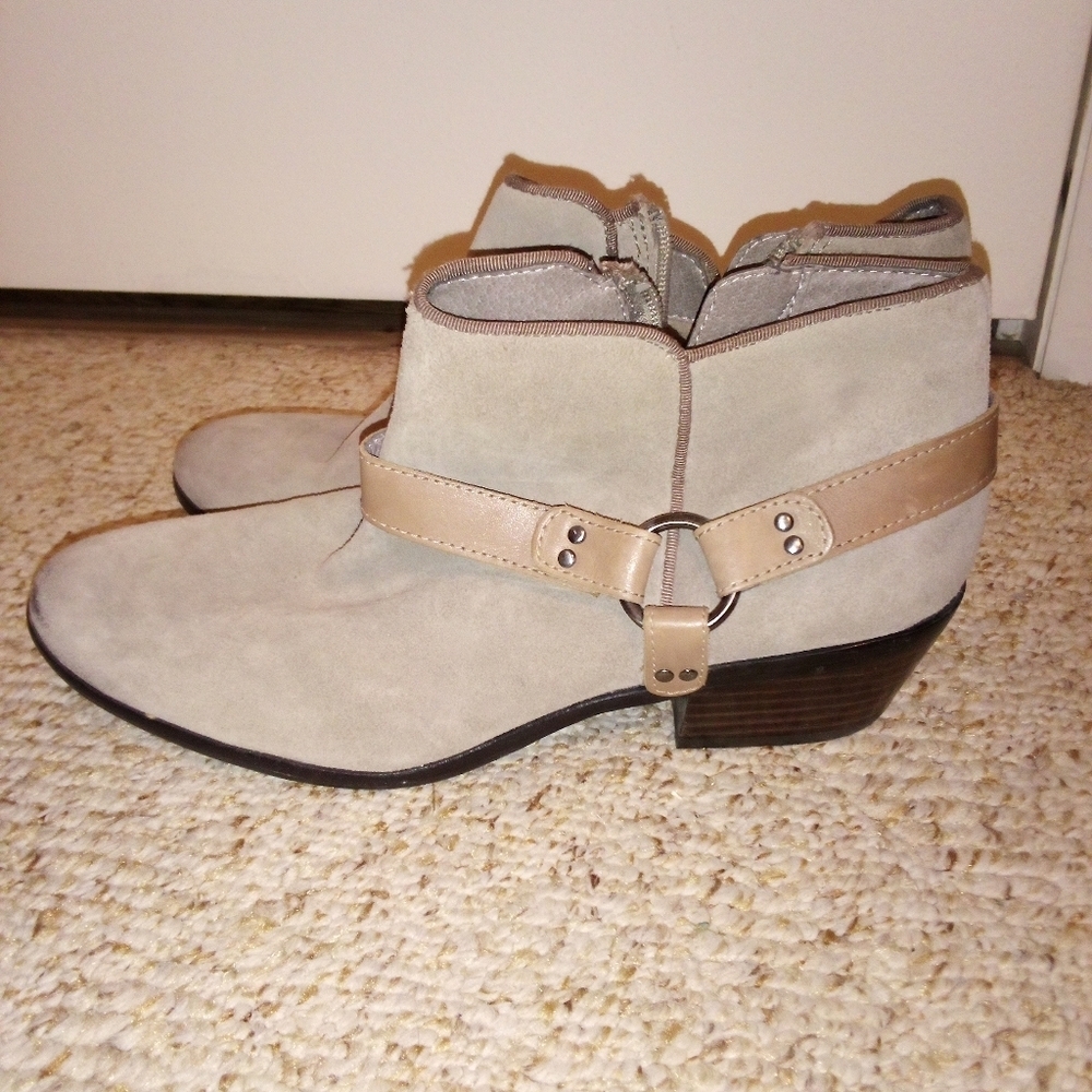 Sam Edelman Phoenix boots size 9.5M